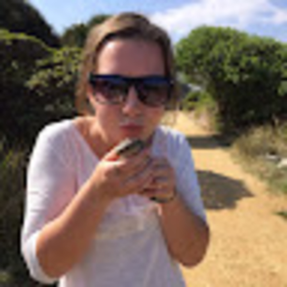 Meet your Posher, Ada
